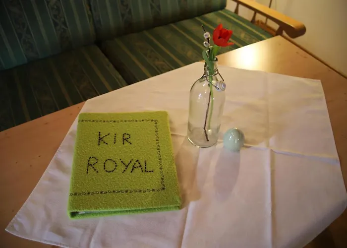 Kir Royal